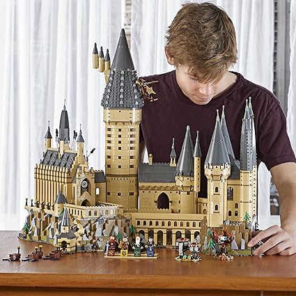 Hogwarts Castle Lego Or £350 Cash